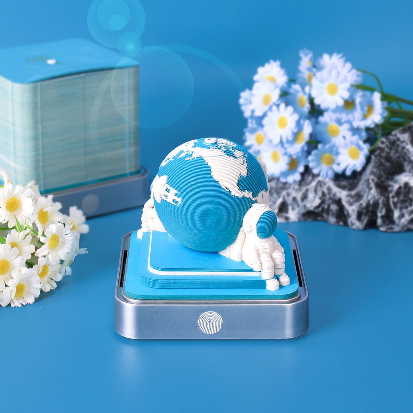 Earth 2025 Calendar 3D Memo Pad