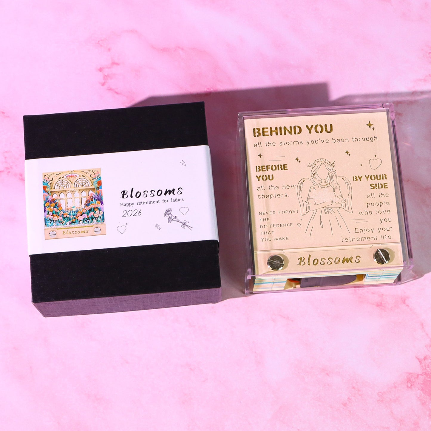 Carnation Flower Blossoms 3D Memo Pad(3D Calendar 2026)