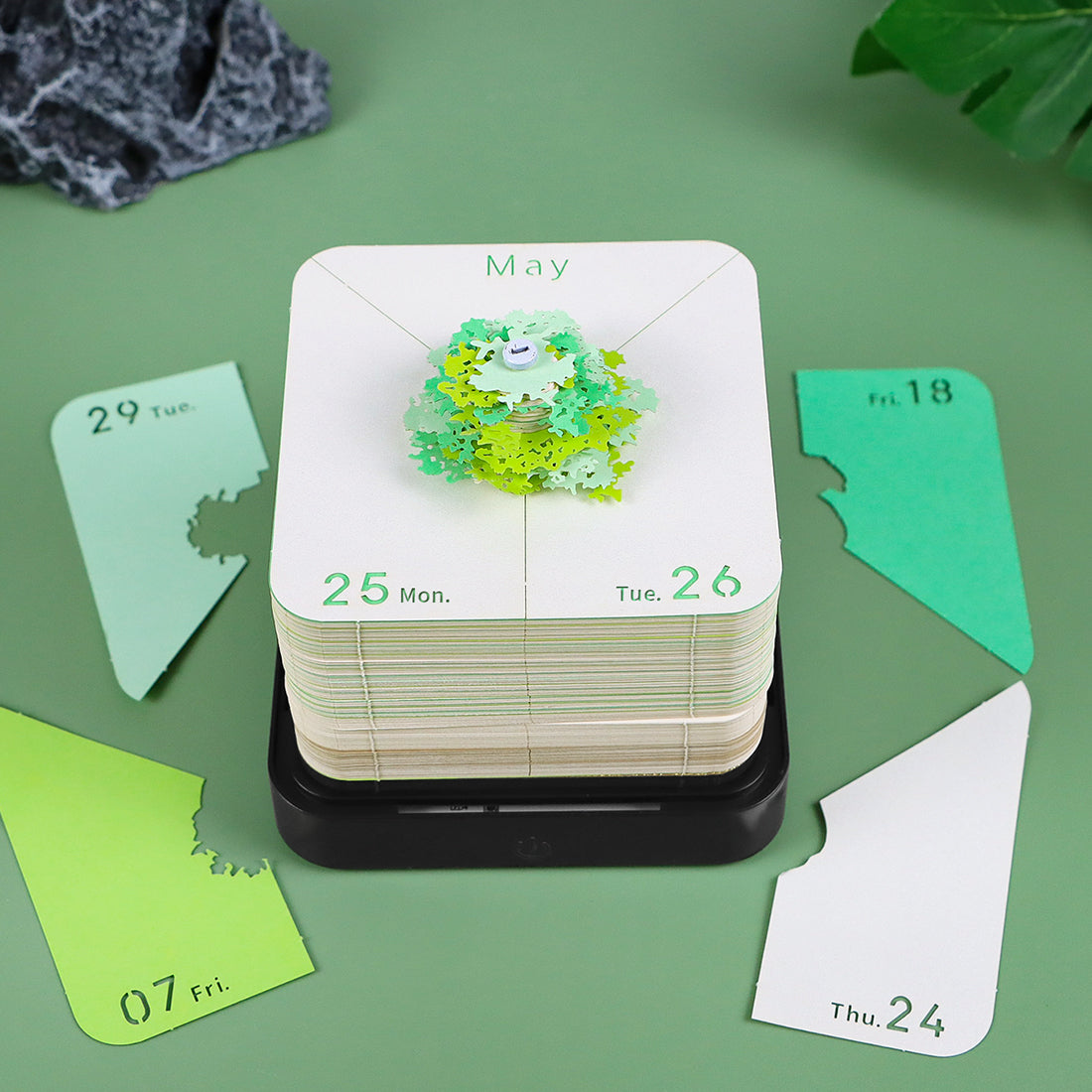 Green Treehouse Model Hand Torn 3D Memo Pad Panoramic 3D Calendar