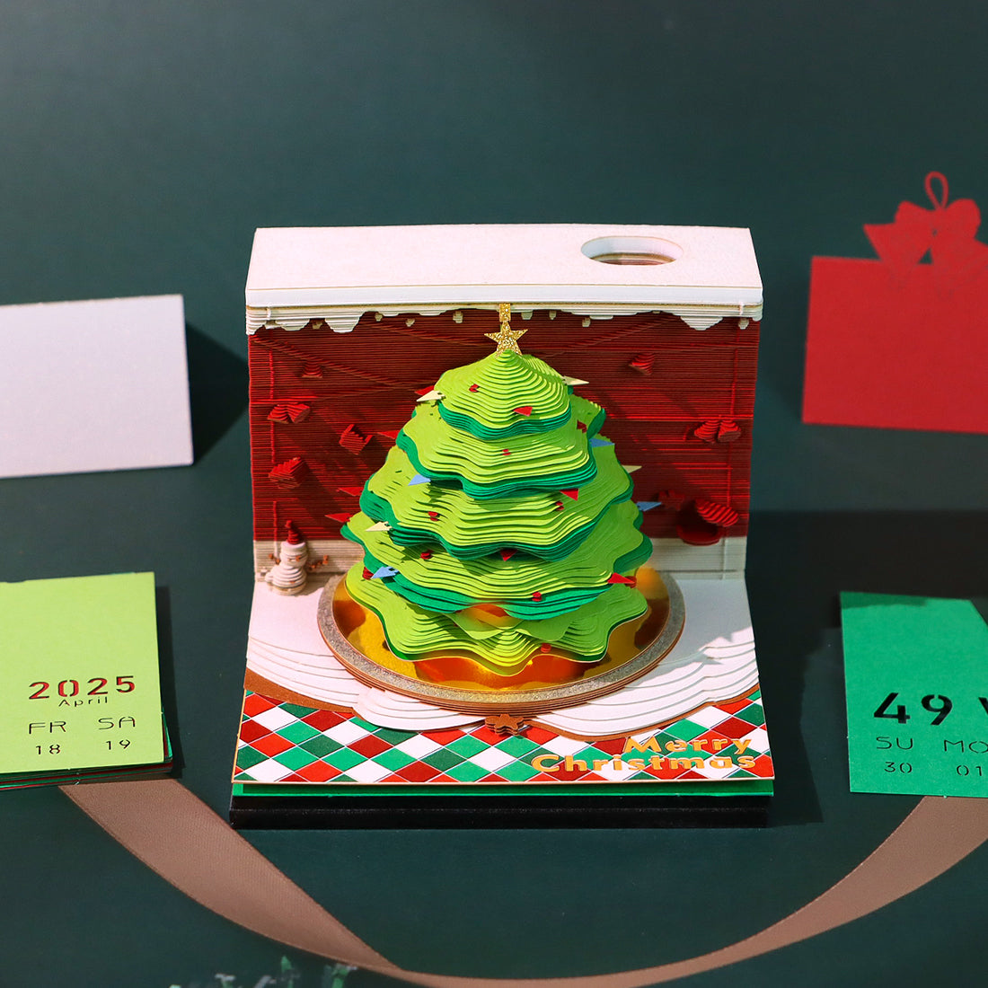 2024/2025 Christmas Tree Weekly Calendar Memo Pad