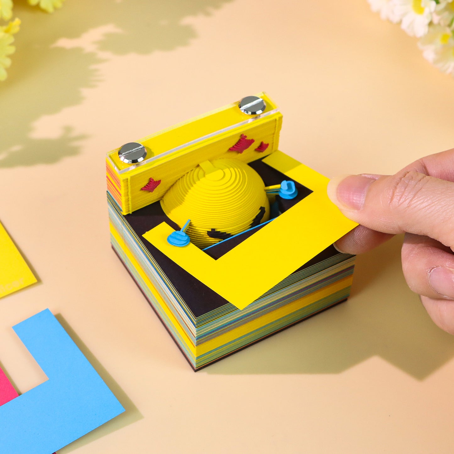 CuteBee Bear Face Icons Emoji 3D Miniature Model Hand Tear Off Memo Pad