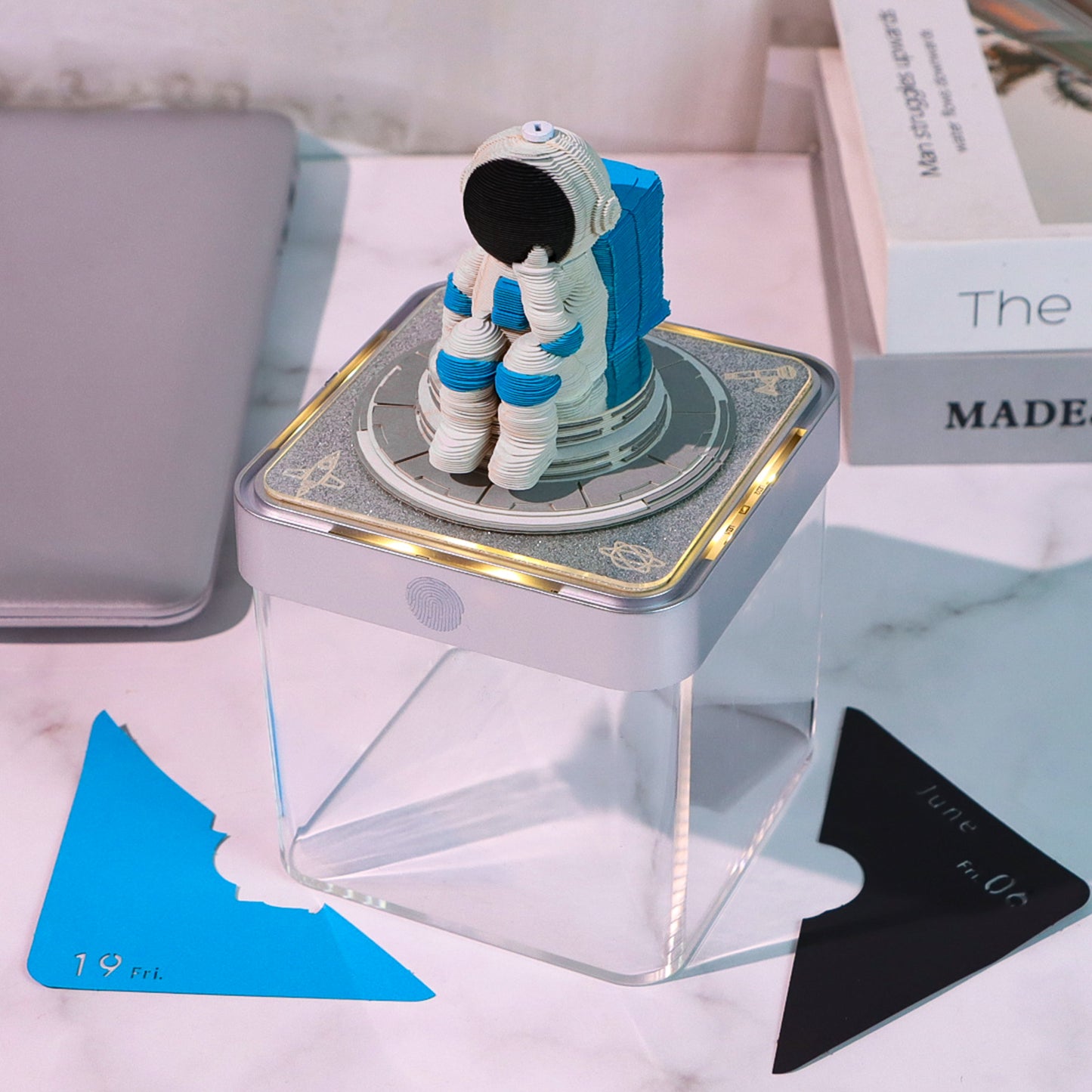 Spacewalker 3D Model Hand Torn Memo Pad With Daily Calendar 2026 and Light