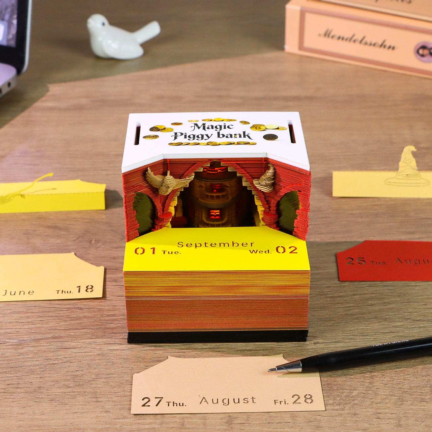 Magic Wizard Coin bank Miniature Hand Tear off 3D Calendar Memo Pad With Light